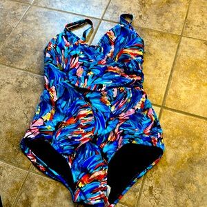 Maxine of Hollywood 1 piece